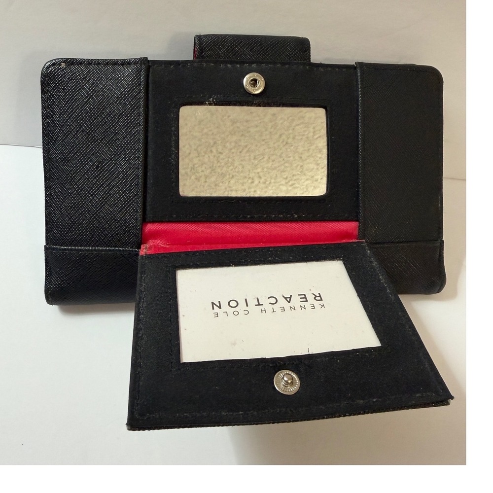 Kenneth Cole Reaction Black Saffiano Bifold Wallet Red Interior with Mirror - Picture 4 of 6
